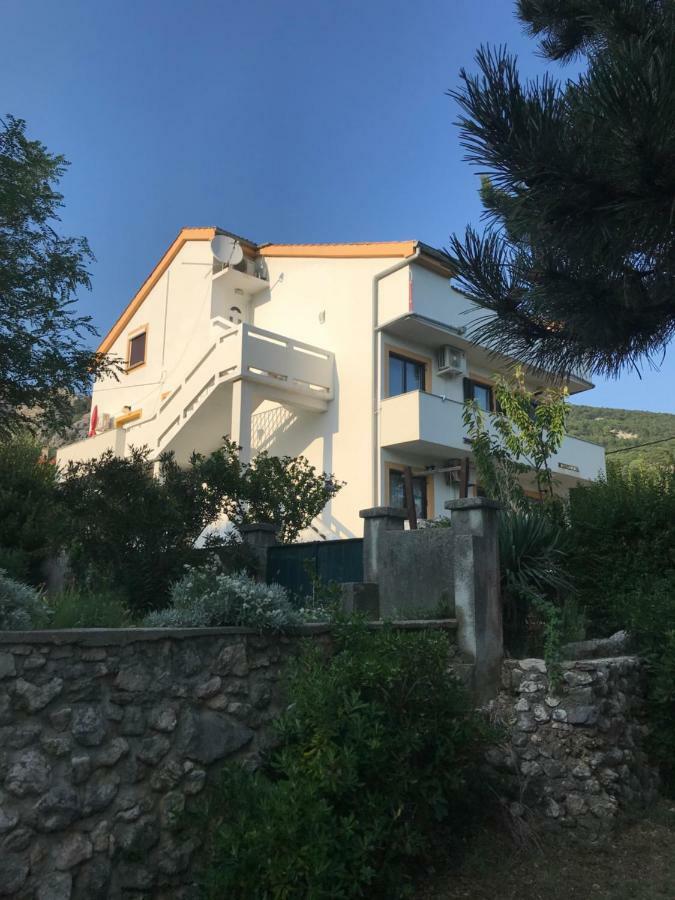 Apartments Lena Baška Exterior foto